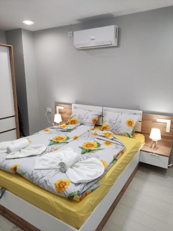 Uptown Funk Apartment Русе Екстериор снимка