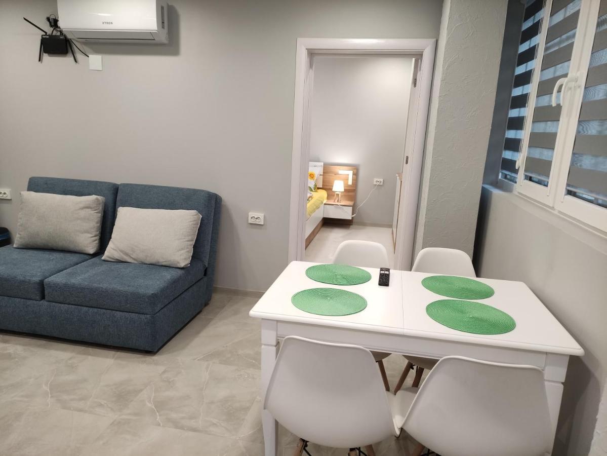 Uptown Funk Apartment Русе Екстериор снимка